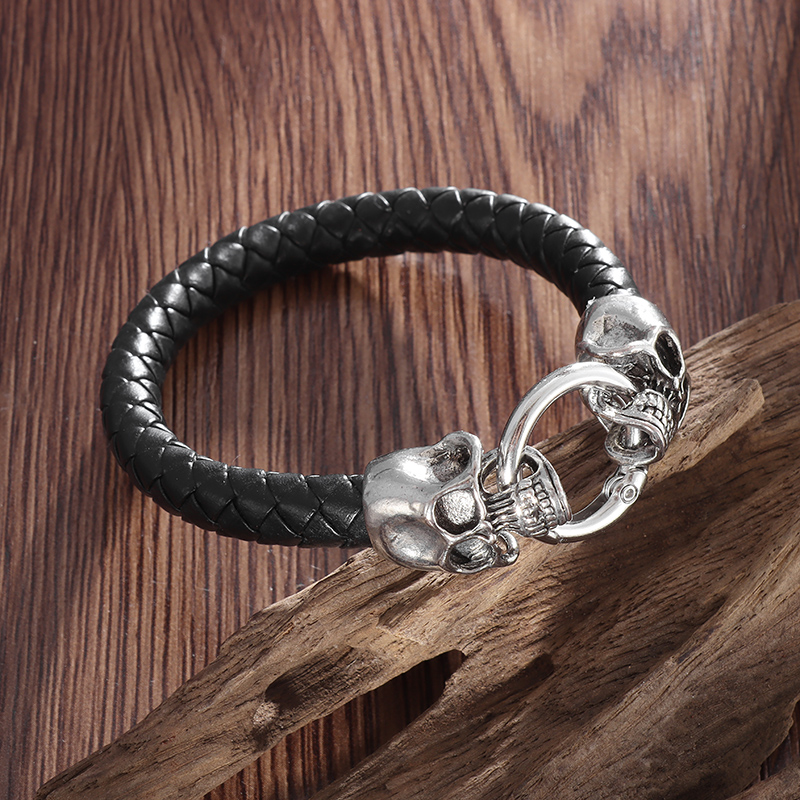 Gothic Skull Ring - Gotycka podwójna czaszka czarna pleciona skórzana