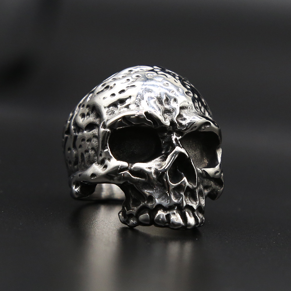 Gothic Skull Ring - Gotycki pierścionek z czaszką ze stali